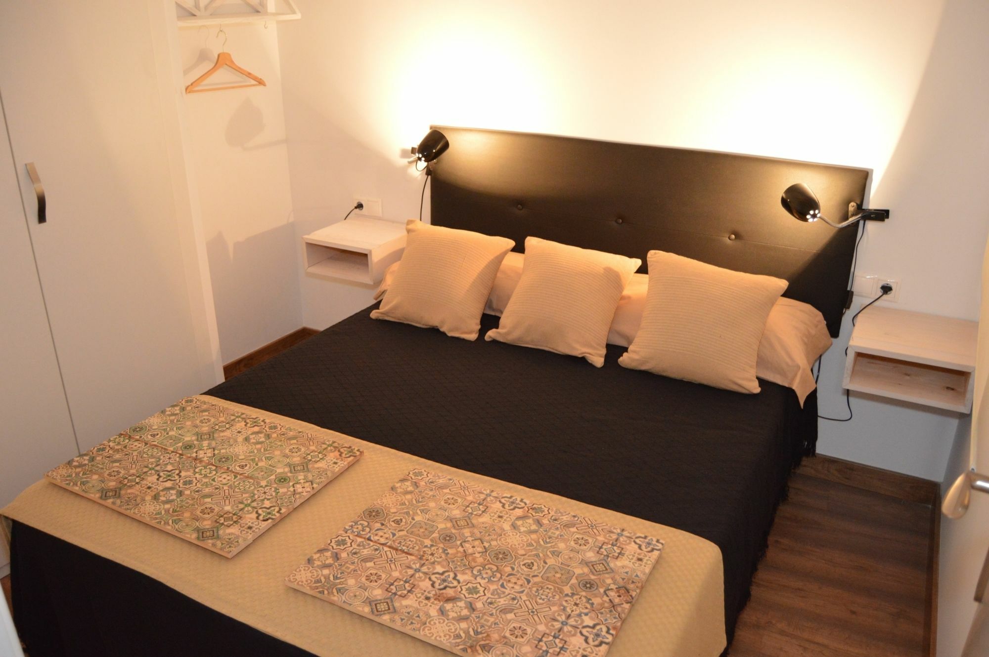 Tarragona Suites Mediona Zewnętrze zdjęcie