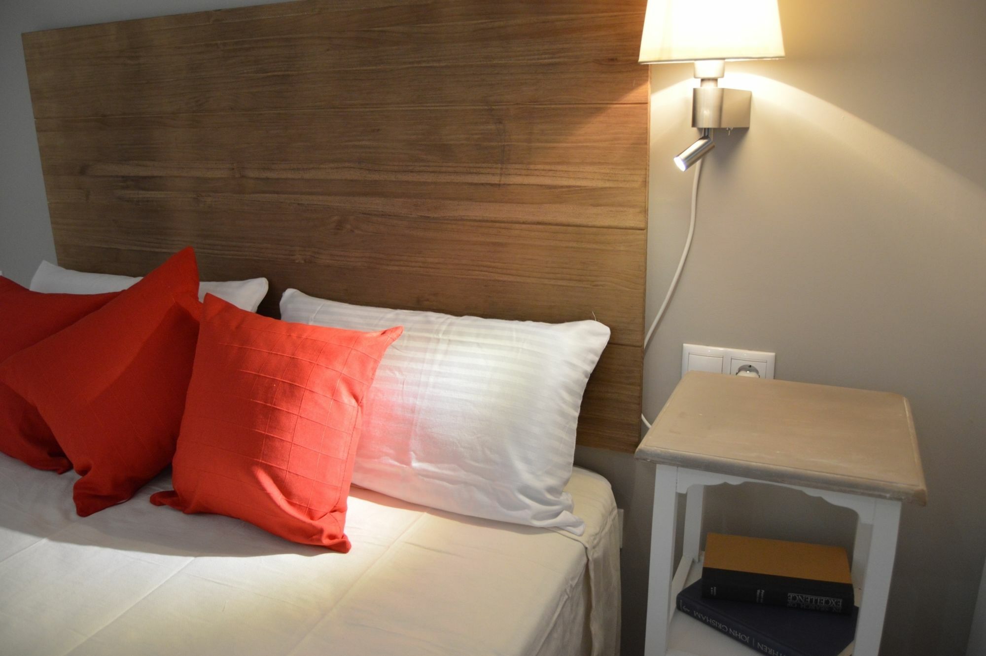 Tarragona Suites Mediona Zewnętrze zdjęcie
